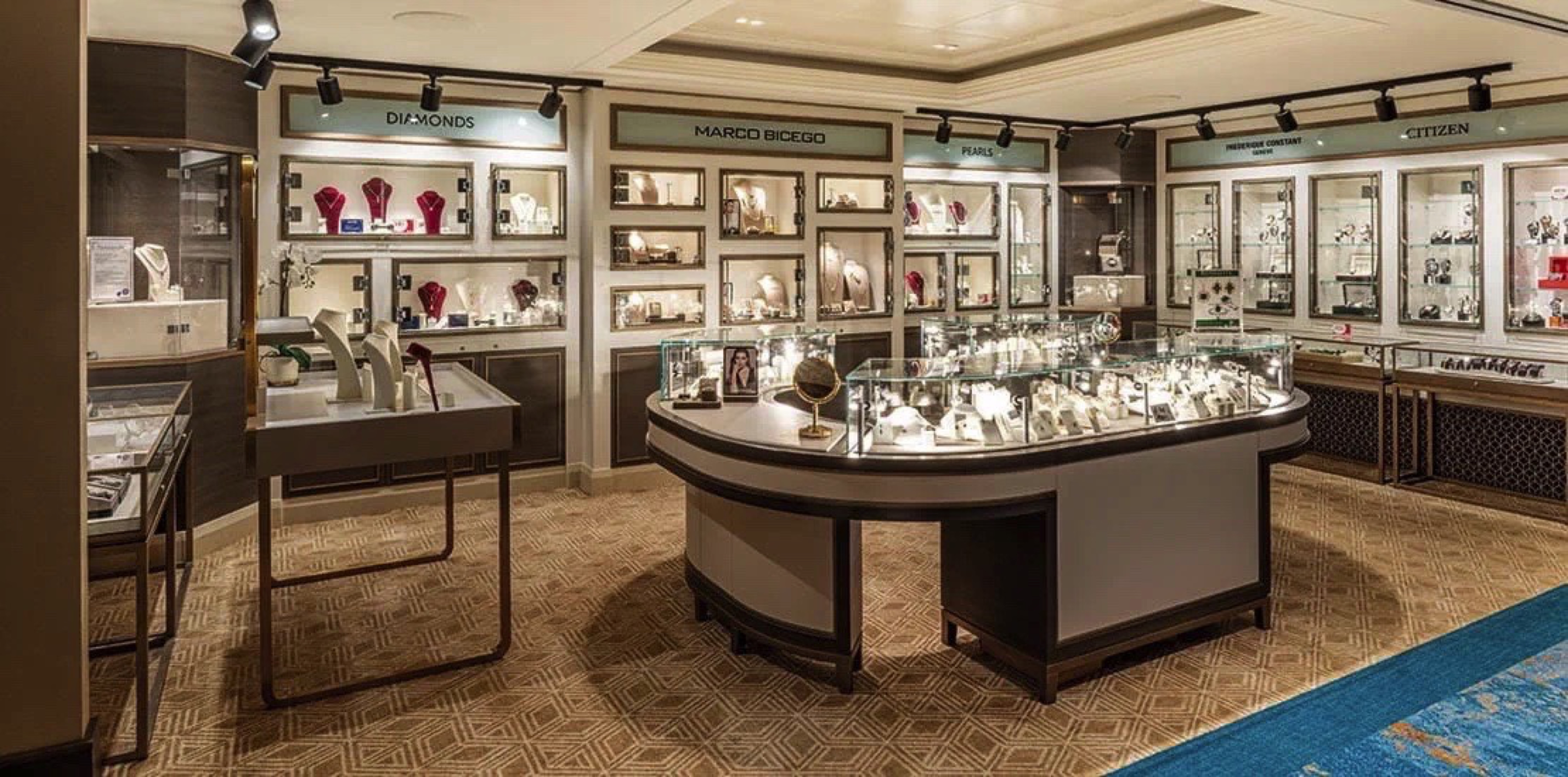 SAGA Cruises, Spirit of Discovery, The Shop 1.jpg